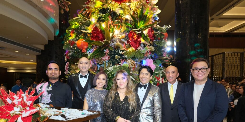 Diamond Hotel Lights Up for the Yuletide Season