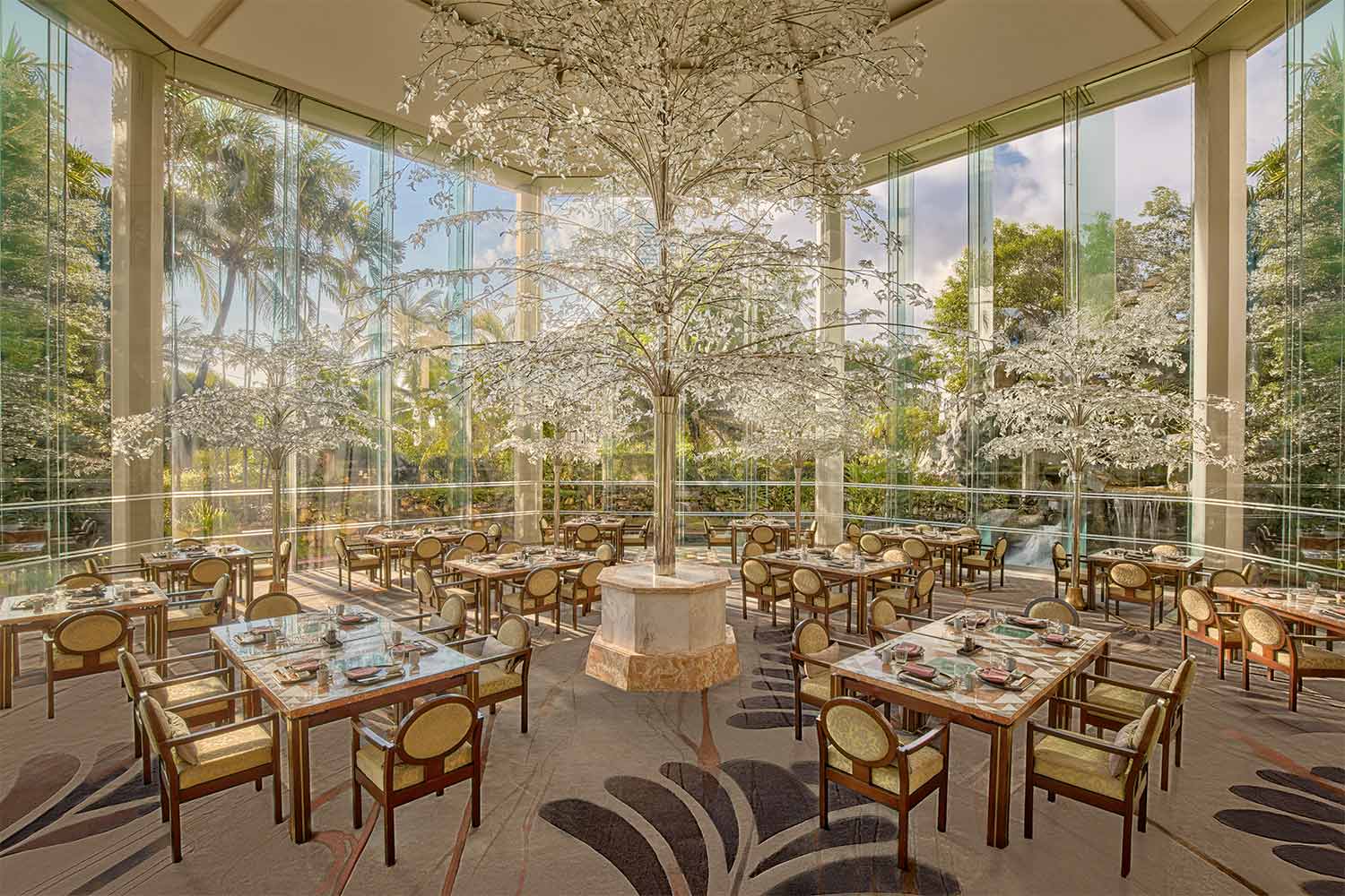 01-OPT-Yurakuen-Main-Dining-1